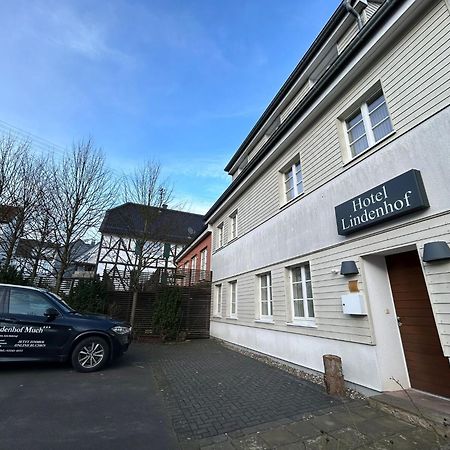 Hotel Gasthaus Lindenhof à Much Extérieur photo